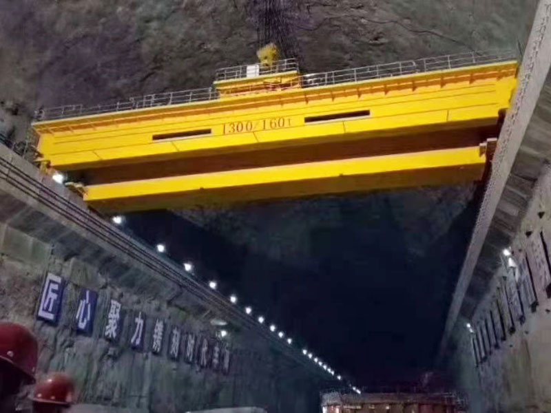 雙梁起重機(jī)